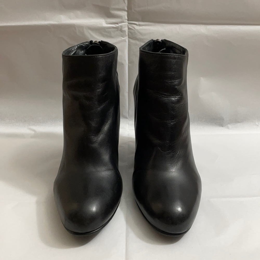 Stuart Weitzman wedged shoes black 6 1/2